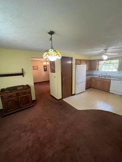 670 E Possum Rd, Springfield, OH 45502 photo 38