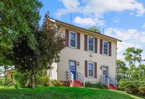 6117 Licking Valley Rd, Frazeysburg, OH 43822