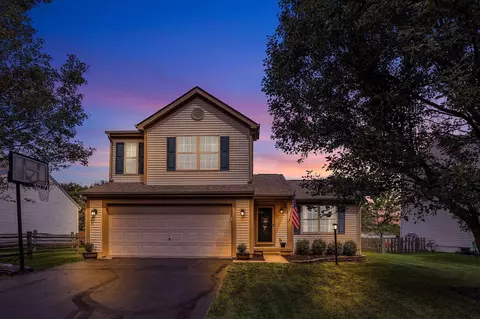 216 Purple Finch Loop, Pataskala, OH 43062