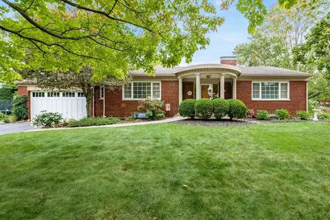 3200 Mount Holyoke Rd, Columbus, OH 43221