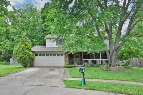 8530 Nimitz Dr, Powell, OH 43065