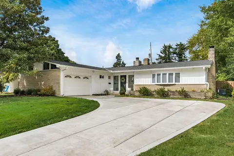 1800 Merriweather Dr, Columbus, OH 43221