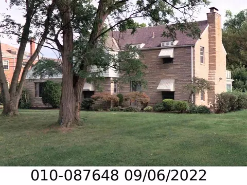 2386 Berwick Blvd, Columbus, OH 43209
