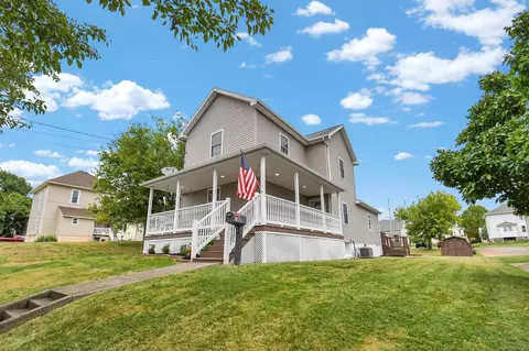1640 Stanton Ave, Zanesville, OH 43701