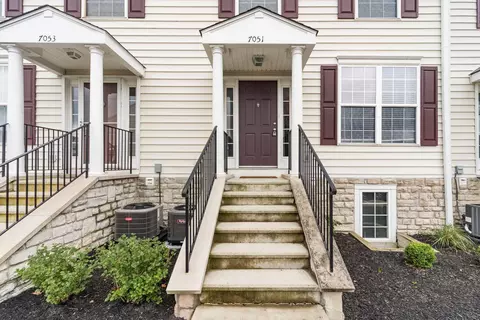 7051 Needles Dr #16, New Albany, OH 43054