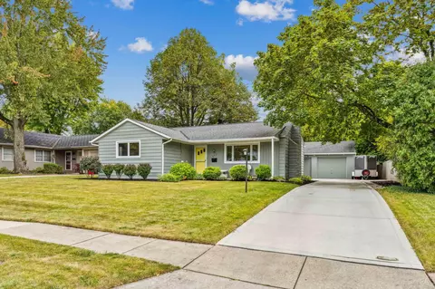 353 Granville Sq, Worthington, OH 43085