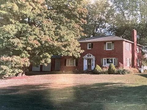 266 Upham Dr, Johnstown, OH 43031