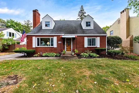 2684 Welsford Rd, Columbus, OH 43221