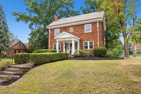 32 E North Broadway St, Columbus, OH 43214