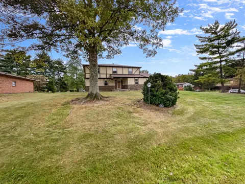 9253 Carriage Ln, Pickerington, OH 43147