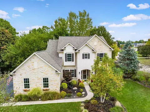 5135 Manor Ridge Ct, Westerville, OH 43082