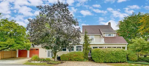 416 E Dunedin Rd, Columbus, OH 43214
