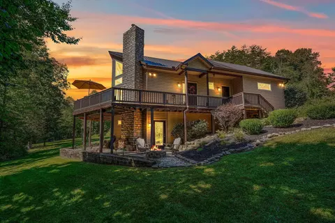 9457 Keota Rd, New Straitsville, OH 43766