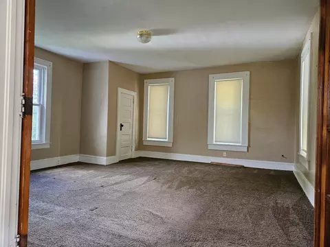 3807 New Carlisle Pike, Springfield, OH 45504 photo 8