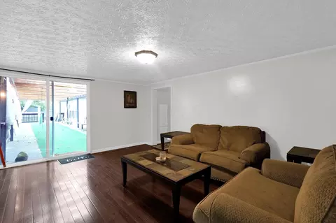 220 E Cliff St, Baltimore, OH 43105 photo 25