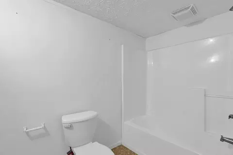 220 E Cliff St, Baltimore, OH 43105 photo 20