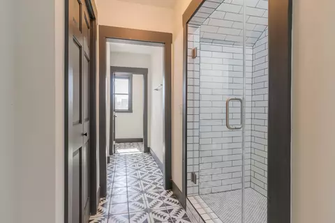 295 E 5th Ave, Columbus, OH 43201 photo 29