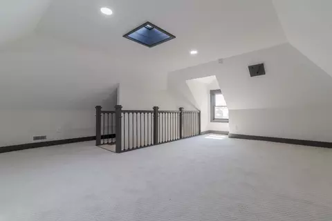 295 E 5th Ave, Columbus, OH 43201 photo 50