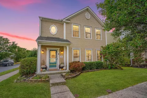 4215 White Spruce Ln, Grove City, OH 43123
