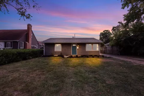 664 Georgian Dr, Columbus, OH 43228
