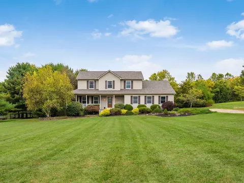 1473 W Slate Ridge Dr NW, Canal Winchester, OH 43110
