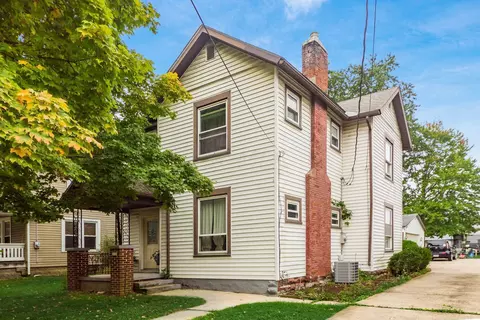 30 Columbus Ave, Delaware, OH 43015