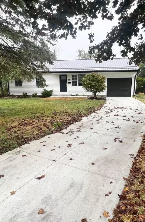 524 French Ct, Washington Court House, OH 43160
