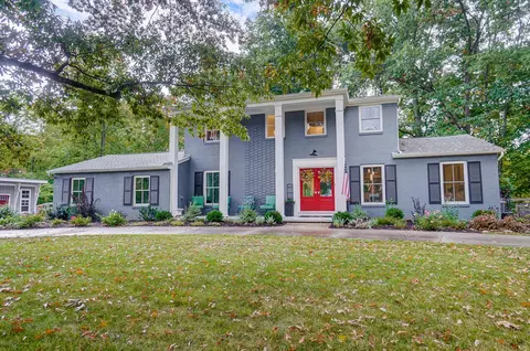 8849 Hawthorne Pt, Westerville, OH 43082