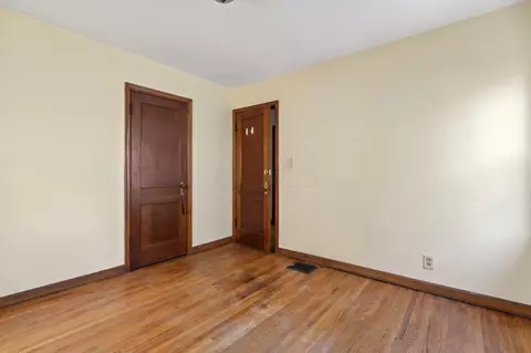 691 E Moler St, Columbus, OH 43207 photo 12
