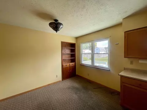 275 Meadow Dr, Circleville, OH 43113 photo 6