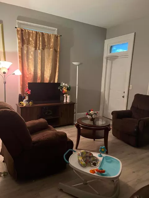 325 W 327 W Clark St, Springfield, OH 45506 photo 12