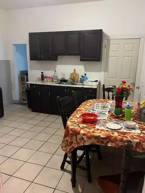 325 W 327 W Clark St, Springfield, OH 45506 photo 15