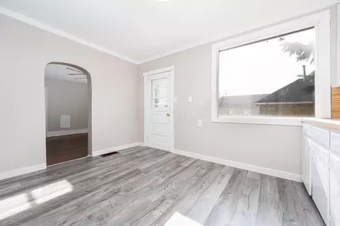 17 E Main St, Mount Sterling, OH 43143 photo 9