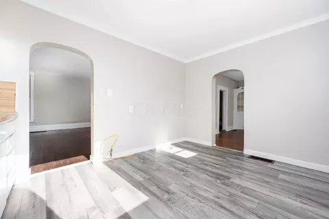 17 E Main St, Mount Sterling, OH 43143 photo 8