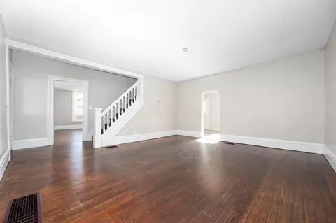17 E Main St, Mount Sterling, OH 43143 photo 3