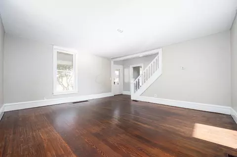 17 E Main St, Mount Sterling, OH 43143 photo 2