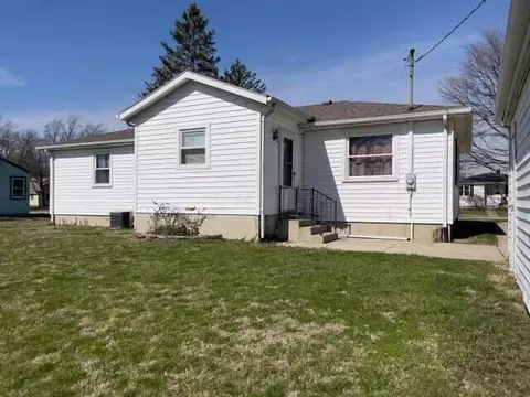 1611 Victory Dr, Springfield, OH 45505 photo 4