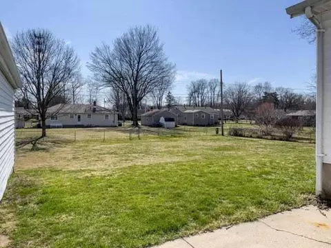 1611 Victory Dr, Springfield, OH 45505 photo 9