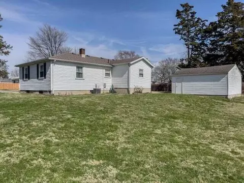 1611 Victory Dr, Springfield, OH 45505 photo 6