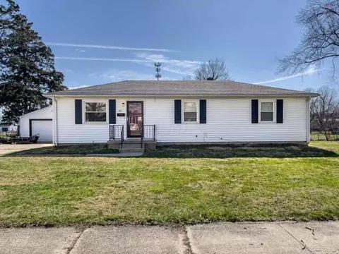 1611 Victory Dr, Springfield, OH 45505
