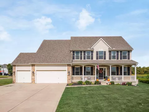 209 Sorrel Crest Dr, Pataskala, OH 43062
