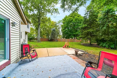 7483 Mapleleaf Ct, Columbus, OH 43235 photo 73