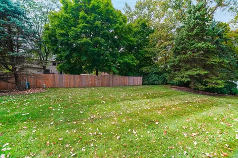 7483 Mapleleaf Ct, Columbus, OH 43235 photo 86