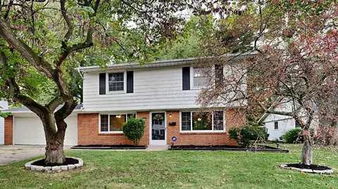 425 Revere Ct, Columbus, OH 43228
