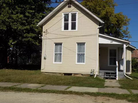 122 W Poplar Ave, Newark, OH 43055