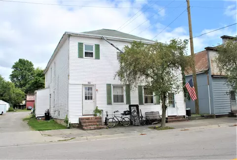 124 S Chillicothe St, South Charleston, OH 45368