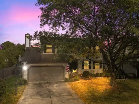 3234 Tumwater Valley Dr, Pickerington, OH 43147