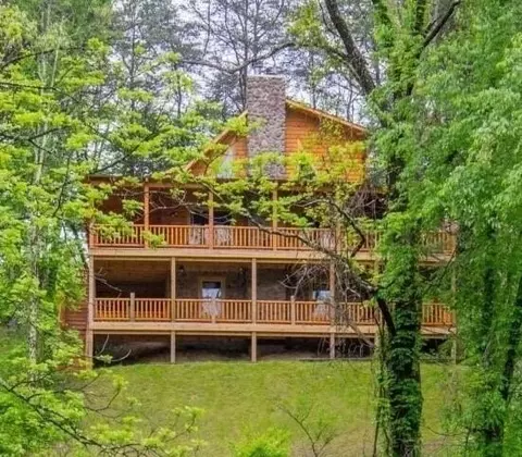 28375 Big Pine Rd, Logan, OH 43138