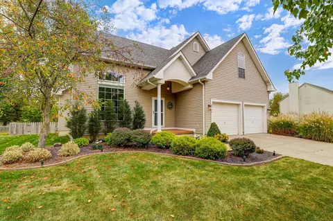 6716 Bethany Dr, Westerville, OH 43081