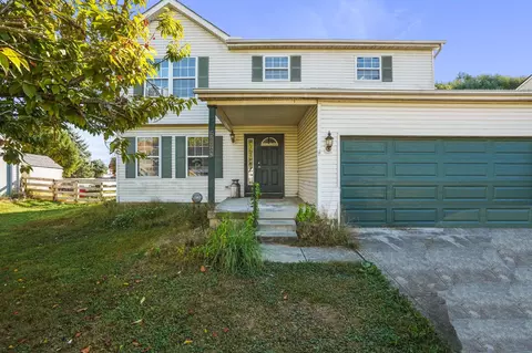5220 Princeton Ln, Groveport, OH 43125